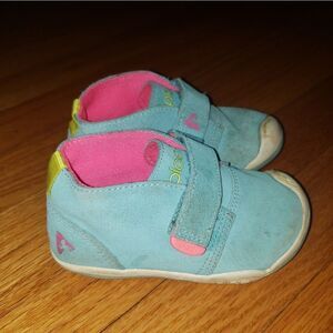 Plae blue suede Sneakers
